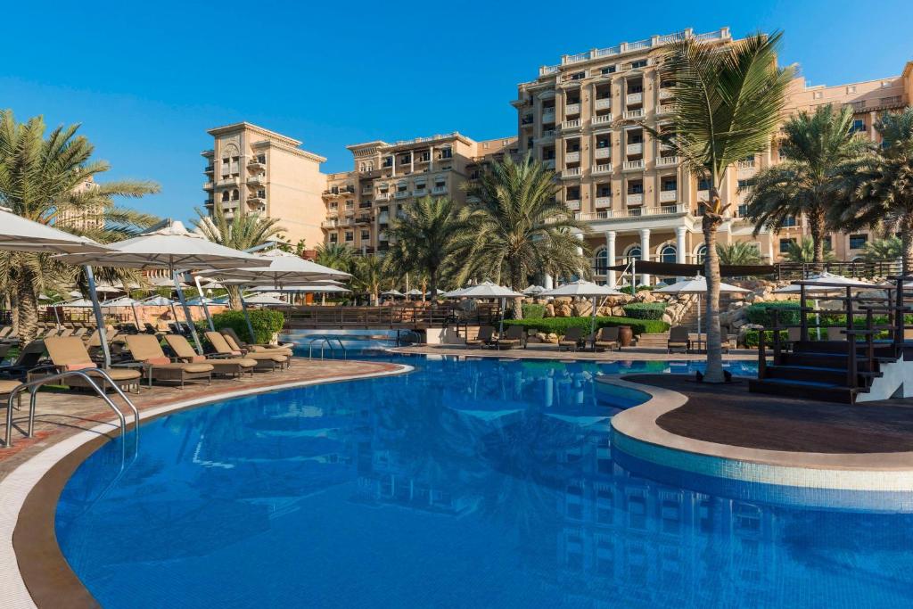 من منتجعات دبي للعوائل